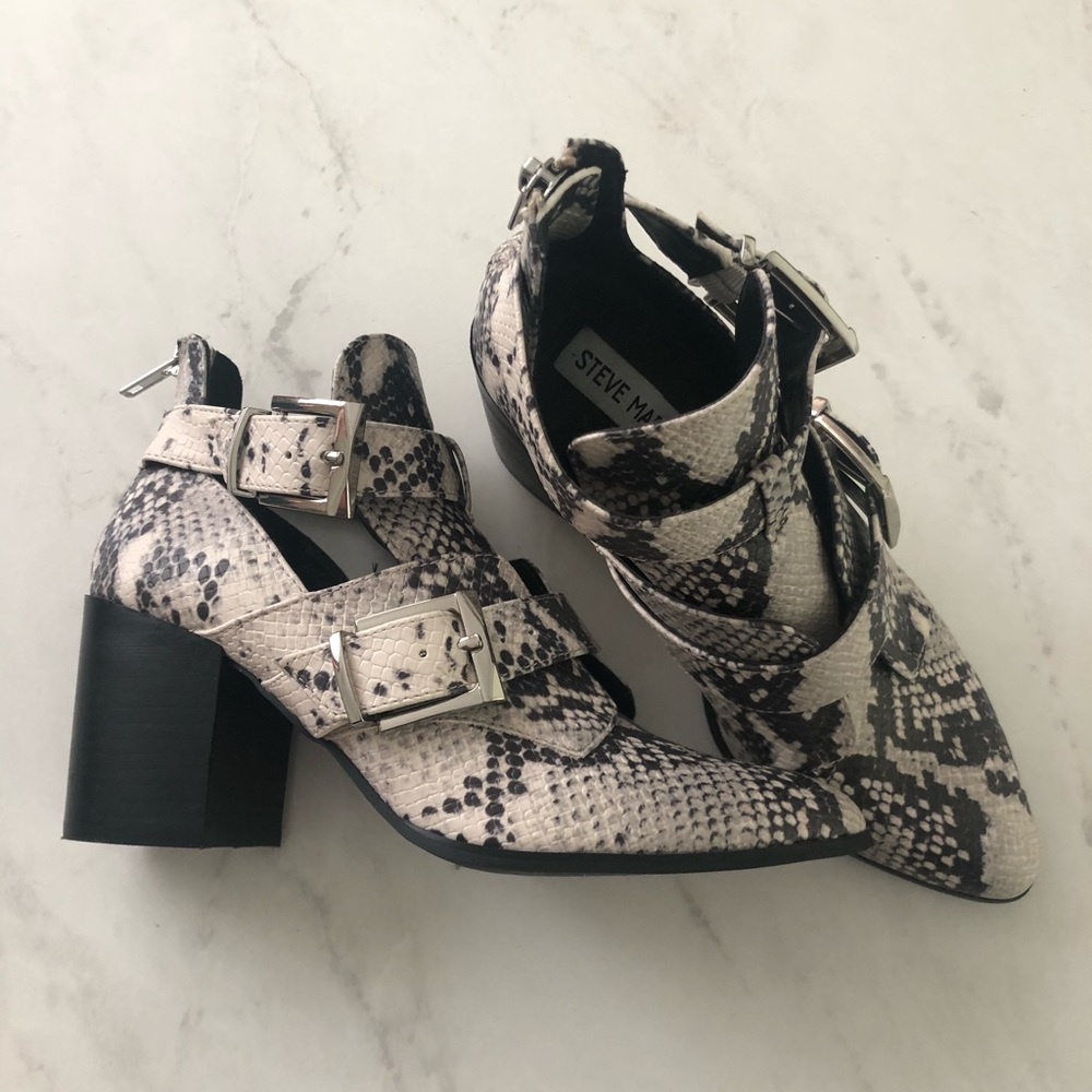 Steve Madden Booties!!